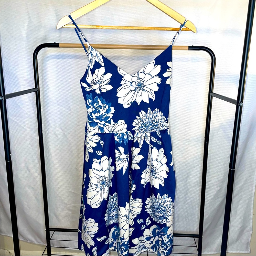 Soprano Blue and White Summer Skater Floral dress Small